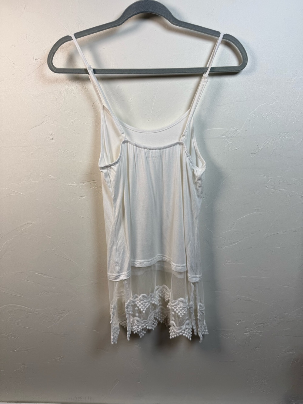 Grace & Lace White Lace-Hem Camisole
